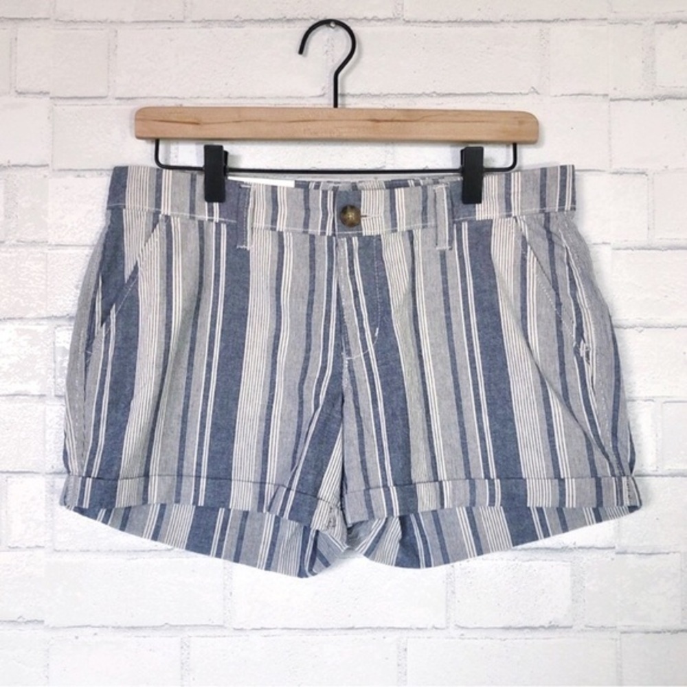 NWT Old Navy Blue & White Stripe 100% Cotton Cuffed Shorts